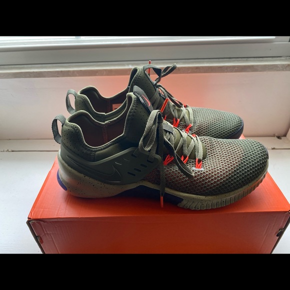 nike free x metcon mens orange
